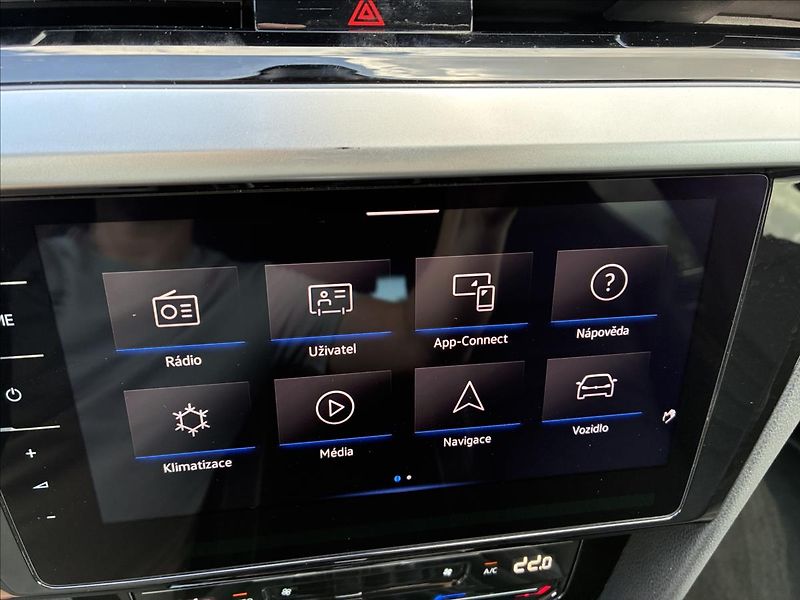 Volkswagen Arteon 2,0 TSI 206 KW,R-LINE,KŮŽE - fotka 20 z 31