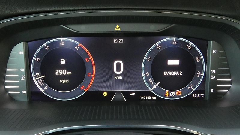 Škoda Octavia 2,0 TDI 85kW Style Combi - fotka 13 z 22