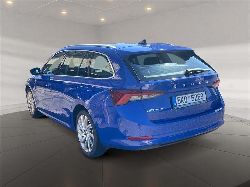 Škoda Octavia 2,0 TDI Style - fotka 4 z 11