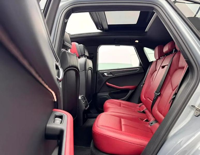 Porsche Macan (2021) Modernizované SUV - fotka 13 z 13