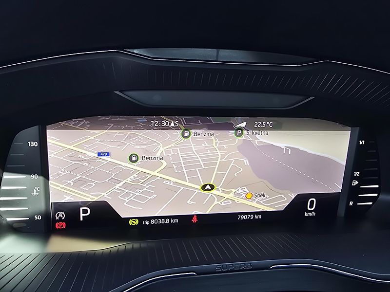 Škoda Superb 2.0TDI 110KW DSG STYLE+ TZ. ČR - fotka 46 z 50