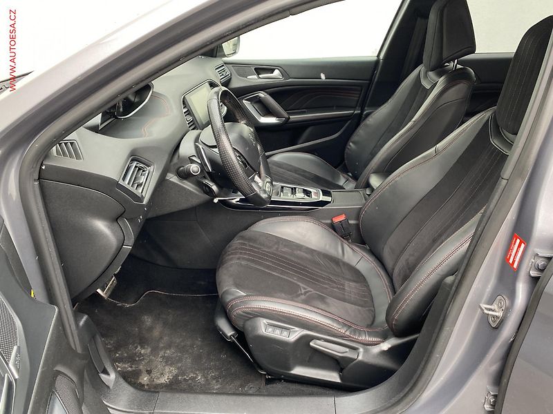 Peugeot 308 (2016) 2.0 HDi SW, GT, +ALU, AT - fotka 9 z 19