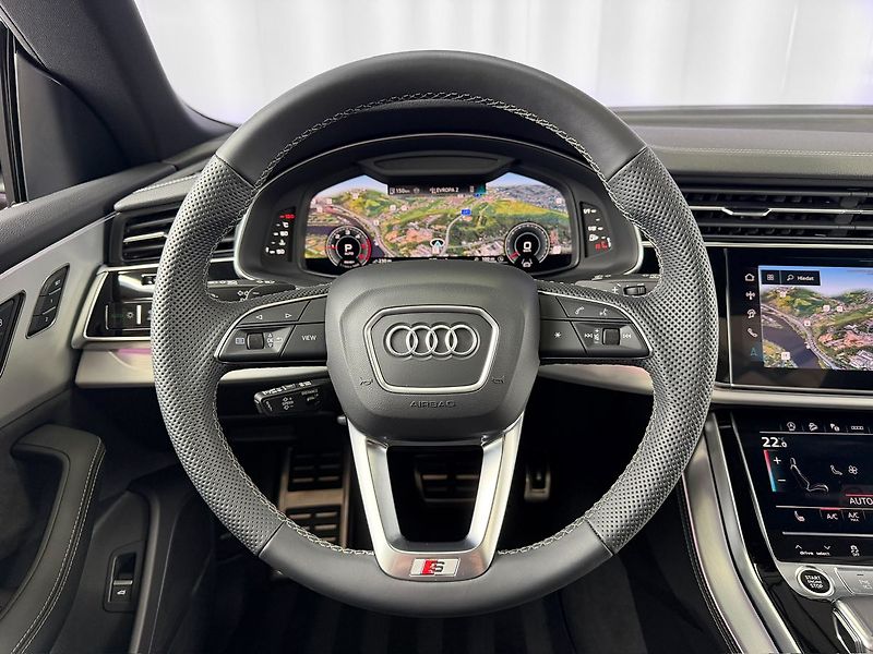 Audi Q8 50TDI QUATTRO S-LINE, PANORAMA - fotka 13 z 37