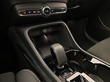 Volvo XC40 (2026) B3 AUT DARK ULTRA  - náhled 34