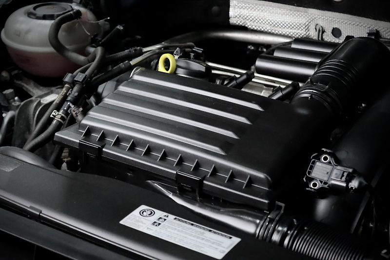 Volkswagen Golf 7 FL 1.4 TSI 110 kW Highline - fotka 11 z 35