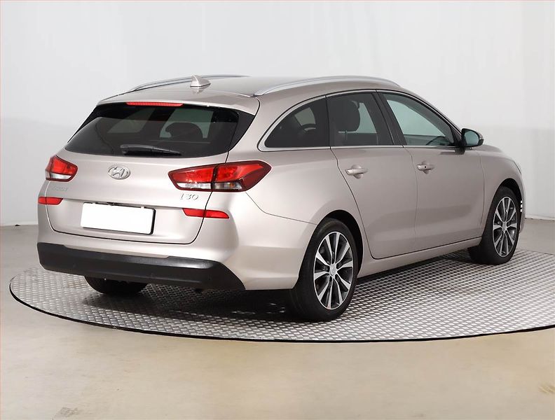 Hyundai i30 (2020) 1.4 T-GDI, Serv.kniha, Kůže - fotka 5 z 22