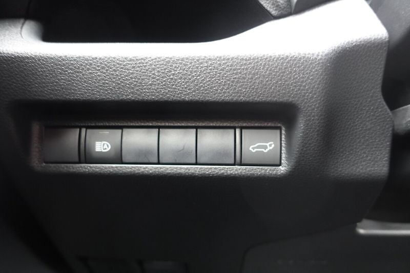 Toyota RAV4 2,0i A/T 2WD Comfort + Style - fotka 15 z 29