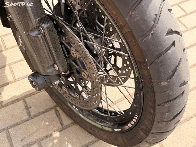 Triumph (2014) Tiger Explorer XC 100kw - fotka 9 z 16