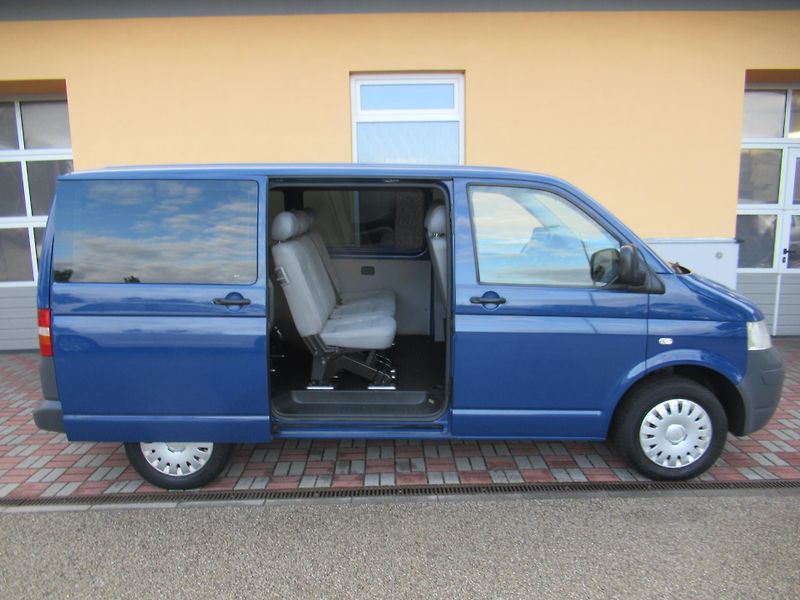 Volkswagen Transporter T5 1.9 TDI KLIMA 9 MÍST - fotka 4 z 22