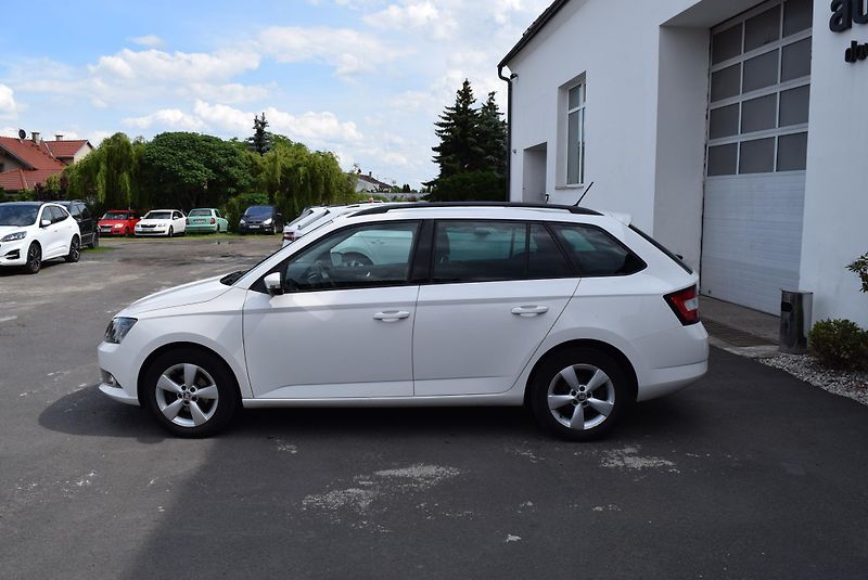Škoda Fabia (2015) 1.2TSI 66kw STYLE AC TEMPOMAT - fotka 12 z 45