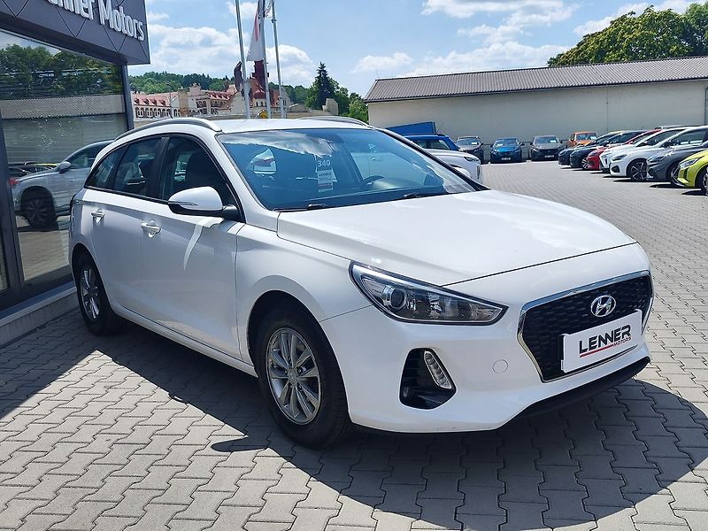 Hyundai i30 1.0 T-GDI/88kW Trikolor komfor - fotka 3 z 28