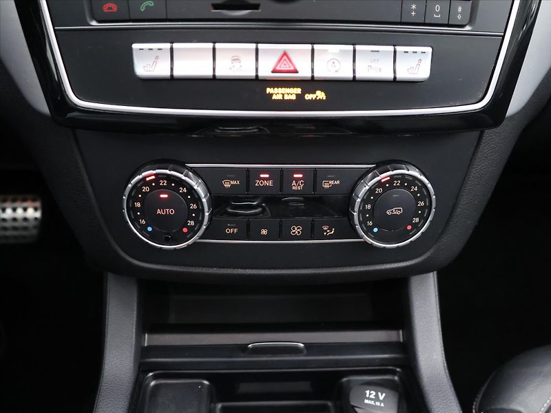 Mercedes-Benz GLE 3,0 350d 190 kW 4MATIC AMG - fotka 23 z 35