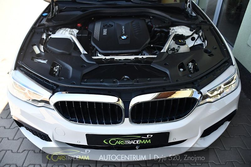 BMW Řada 5 530xD M-SPORT H&K HUD ACC PANO - fotka 48 z 51