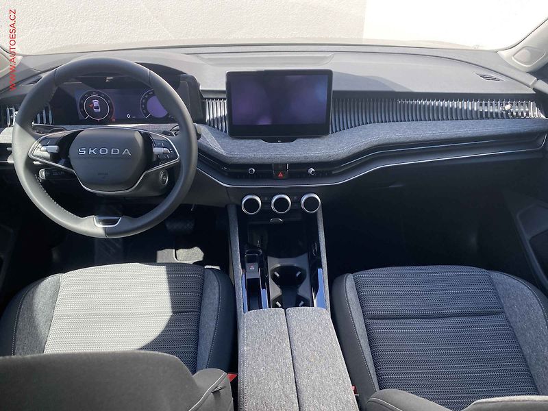 Škoda Superb (2026) 1.5 e-TSi, ČR, Selection, DSG - fotka 8 z 21