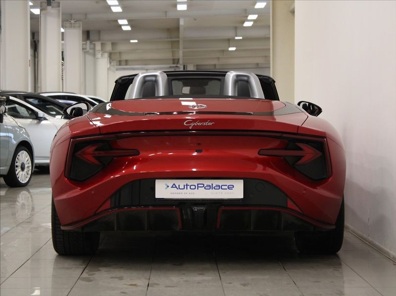 MG Cyberster 0,1 510koní AWD GT 31tkm.ČR - fotka 4 z 29