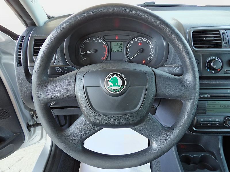 Škoda Fabia 1.2HTP Klima Tažné Serviska - fotka 10 z 36