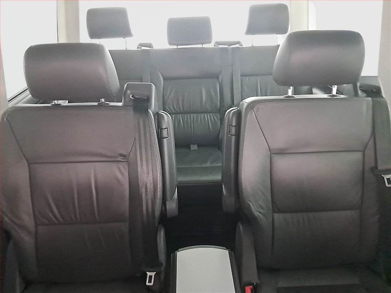 Volkswagen Multivan (2009) Highline 2.5 TDI - fotka 10 z 22