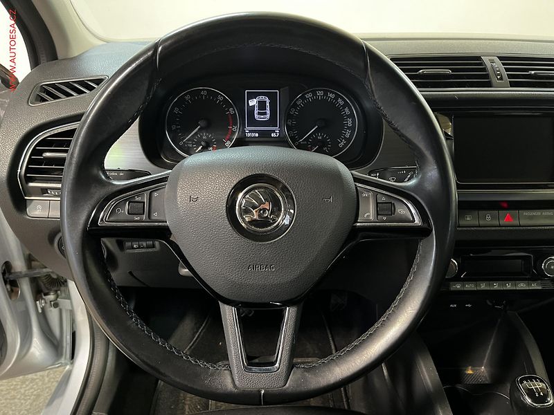 Škoda Fabia (2017) 1.0 TSi, ČR, AC, temp - fotka 15 z 15