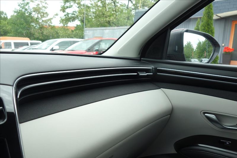 Hyundai Tucson 1,6 T-GDi 110KW, ČR, SERV.KN. - fotka 38 z 43