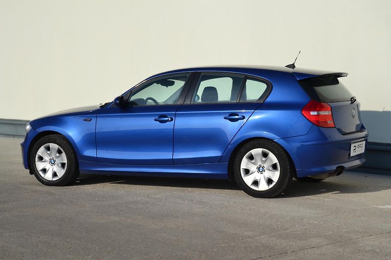BMW Řada 1 118i / 105 kW / MANUÁL - fotka 8 z 38