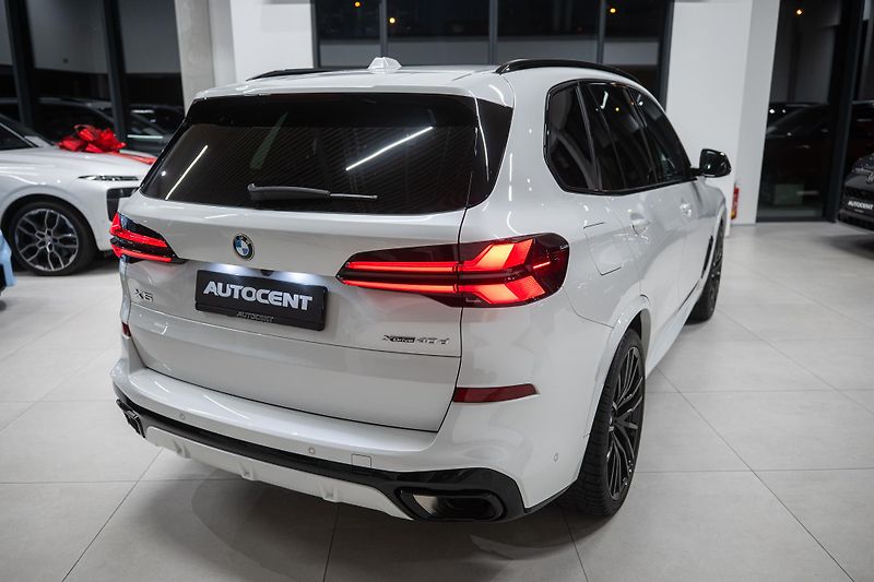 BMW X5 (2025) M40xD 250KW NEZÁVISLÉ TAŽNÉ  - fotka 12 z 59