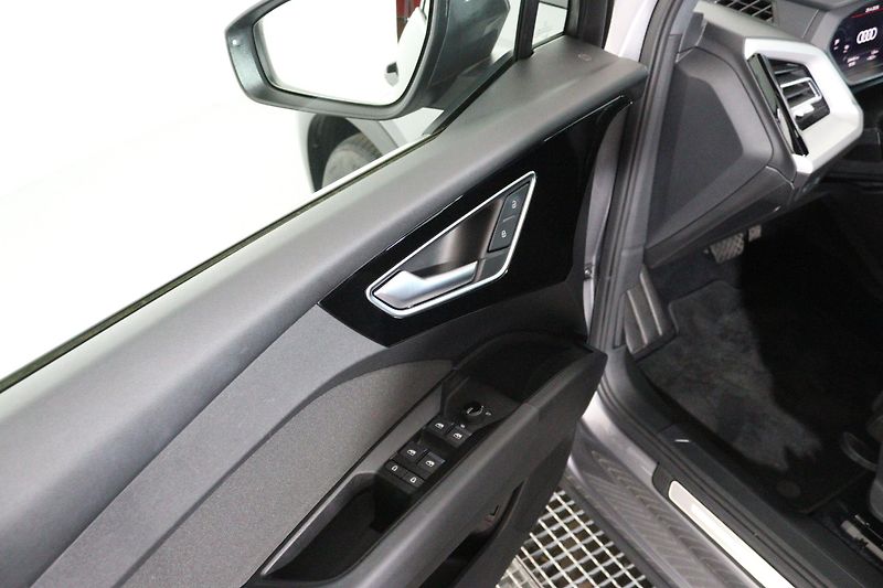 Audi Q4 e-tron Sportback - fotka 14 z 26