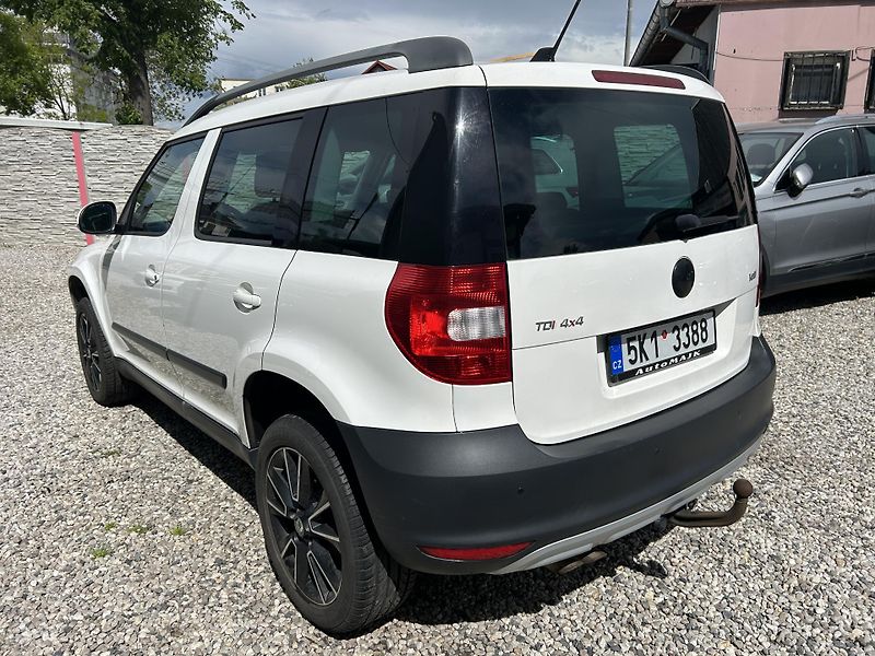 Škoda Yeti (2011) 2.0 TDi 103 KW DSG 4x4 - fotka 9 z 34