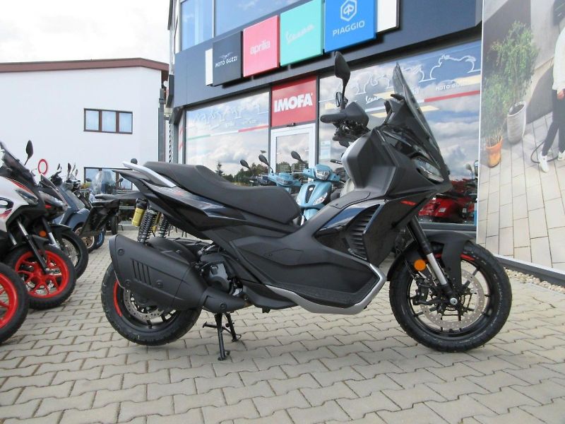 Aprilia (2026) SR GT 400 - fotka 2 z 13