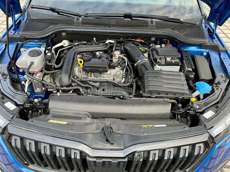 Škoda Kamiq (2021) 1.0 TSI DSG Monte Carlo - fotka 17 z 31