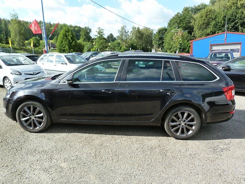 Škoda Octavia 2.0 TDI - fotka 8 z 18