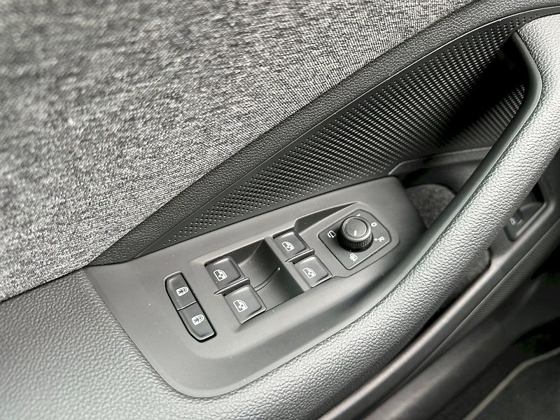 Škoda Superb (2024) iV 1.5 TSI 110kW ACT Selection - fotka 9 z 28