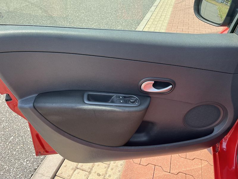 Renault Clio 1.2 - LPG - fotka 12 z 28