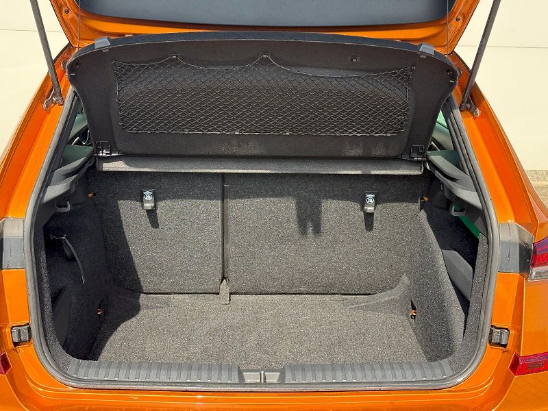 Škoda Kamiq (2025) 1.0 TSI 85 kW Monte Carlo - fotka 20 z 23