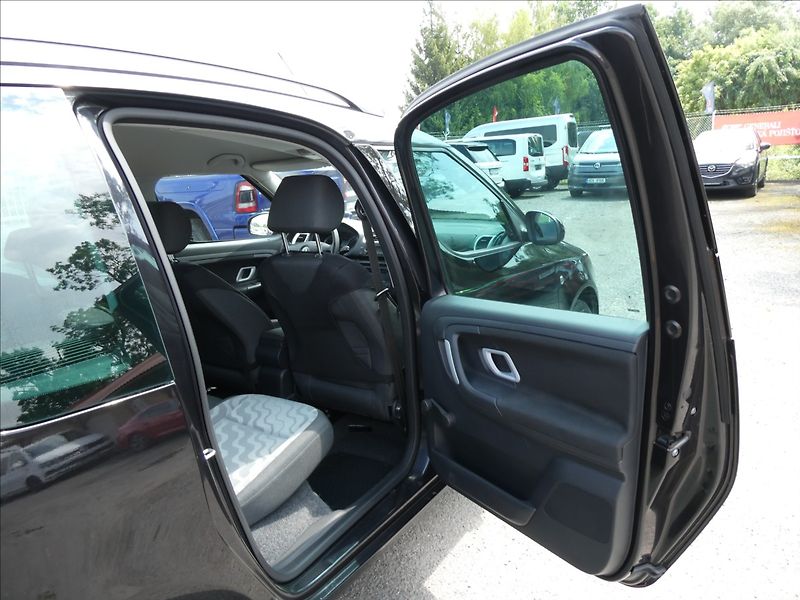 Škoda Roomster 1,4 16V 63kW Style,závěs,auto - fotka 20 z 38