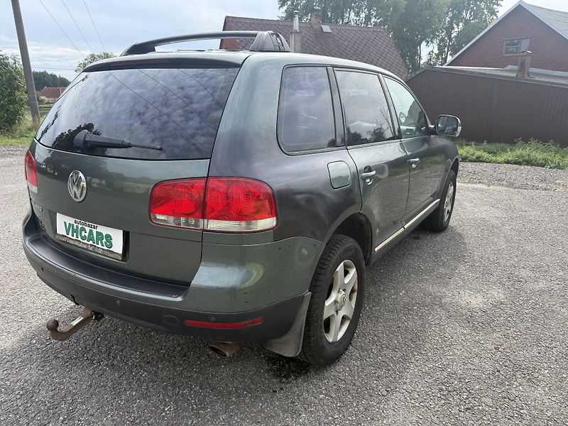 Volkswagen Touareg 3,2 V6 4x4 TAŽNÉ - fotka 4 z 18