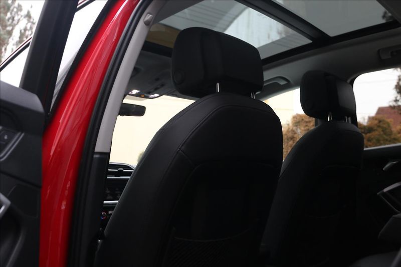 Audi Q3 (2020) 2,0 TSFi Quattro DSG - fotka 39 z 54