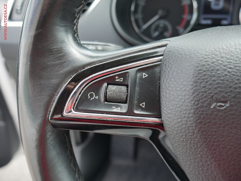 Škoda Octavia (2019) 1.5 TSi, 1.maj,ČR, Ambition - fotka 20 z 24