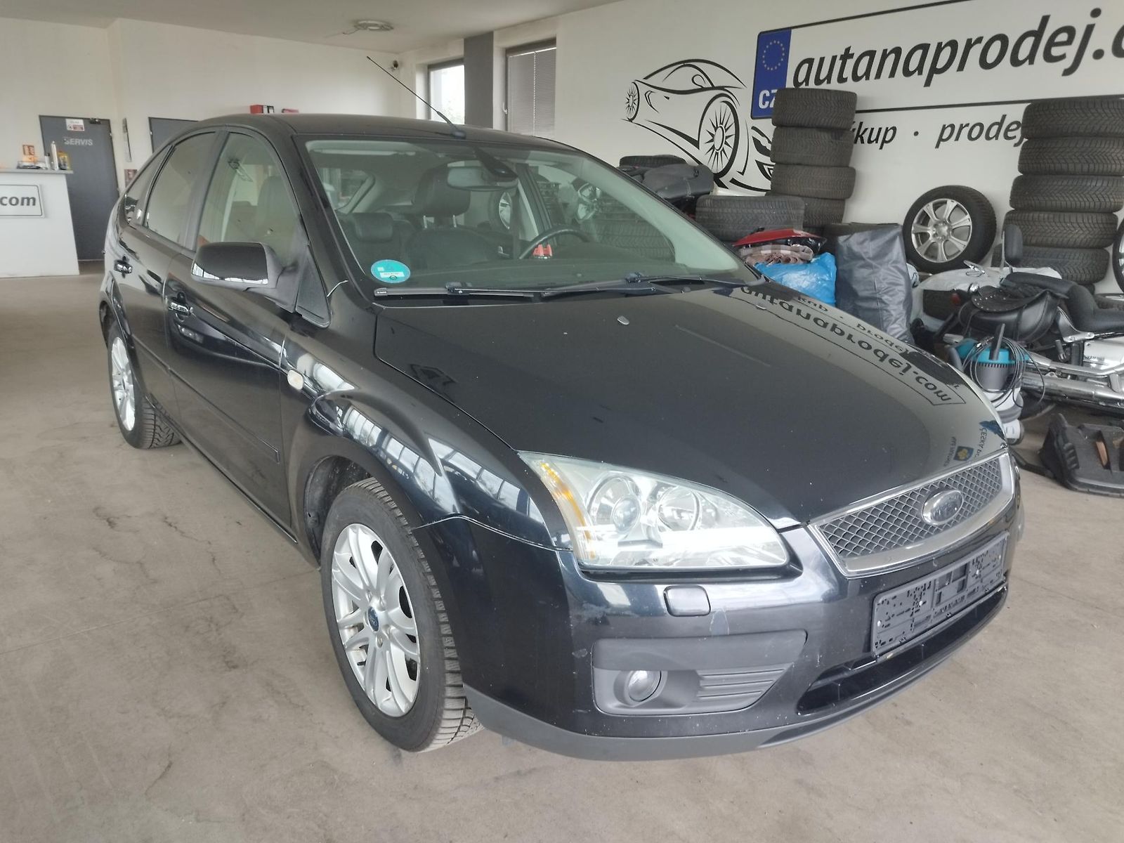 Ford Focus 2,0i,107KW,AUTOMAT,XEN,ALU,NAV