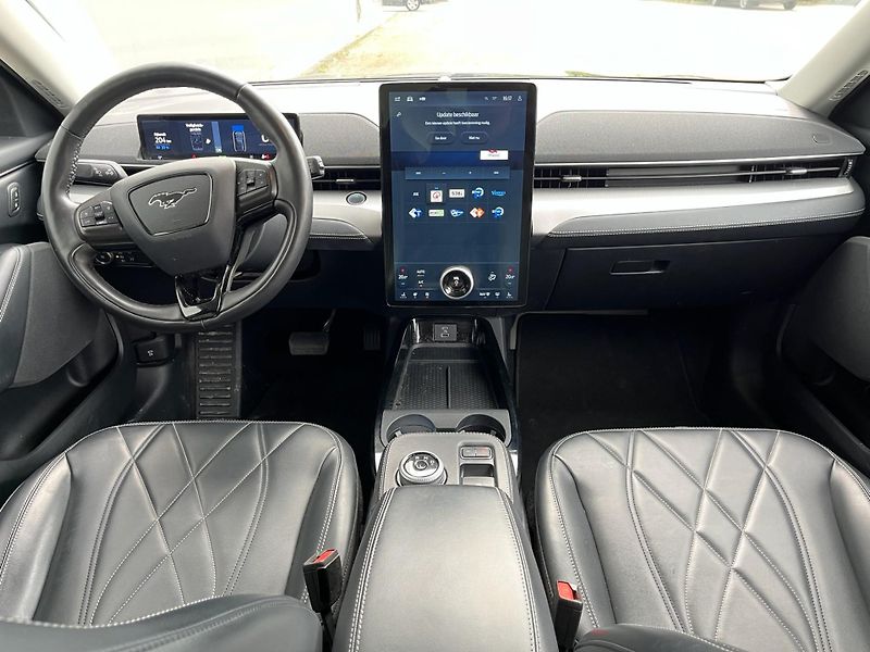 Ford Mustang Mach-E (2021) Mach-E - fotka 10 z 13