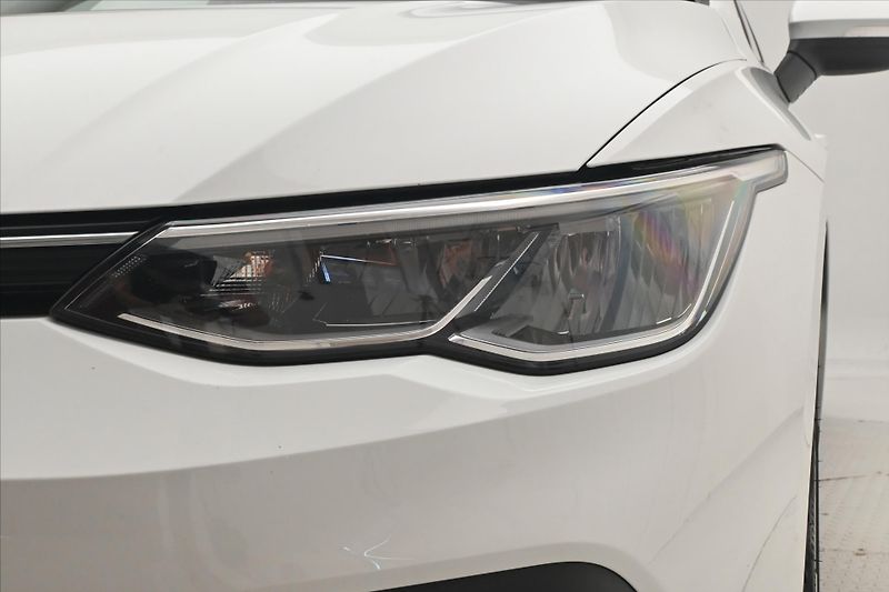 Volkswagen Golf 2,0 TDI 110 kW Life Záruka až - fotka 28 z 30