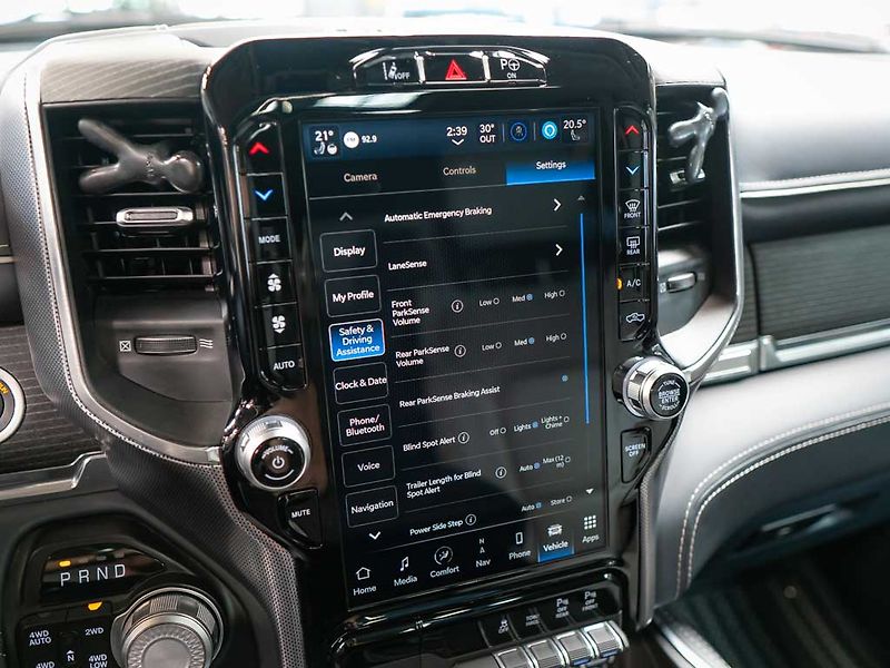 Dodge RAM (2023) 5.7 V8 Limited 6 LIFT - fotka 30 z 40