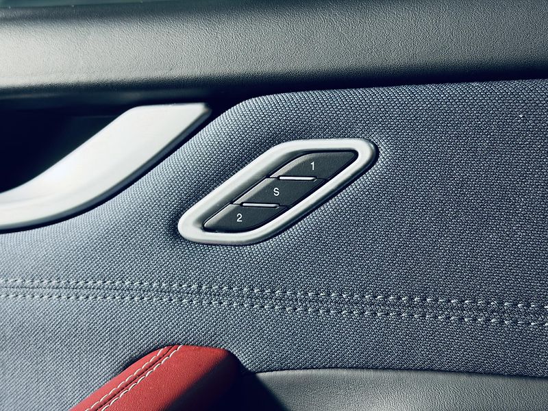 Maserati Levante (2017) 3.0d*V6*Ermenegildo.Zegna* - fotka 12 z 36
