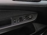 Volkswagen Golf (2024) Life 1.5 eTSI, digi klima - náhled 23