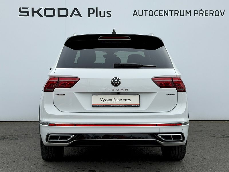 Volkswagen Tiguan Allspace (2024) 2.0 TSI 140kW R-LINE 4MOTION - fotka 32 z 35