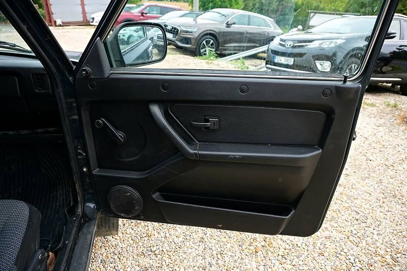 Lada Niva (2015) TAIGA 4X4 1,7 61 kW - fotka 12 z 20