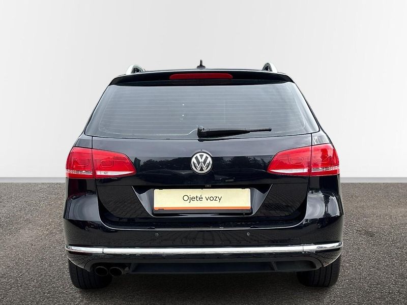Volkswagen Passat DSG COMFORTLINE - fotka 17 z 26