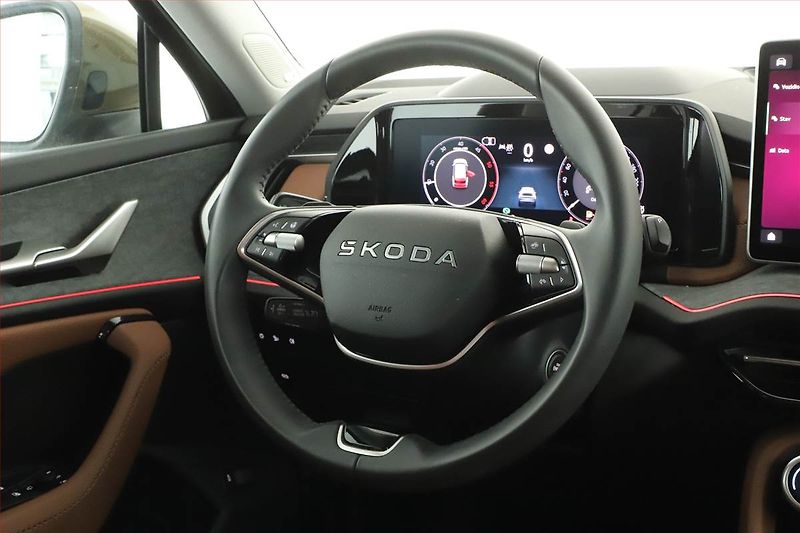 Škoda Kodiaq (2025) 2.0 TDI - fotka 8 z 21