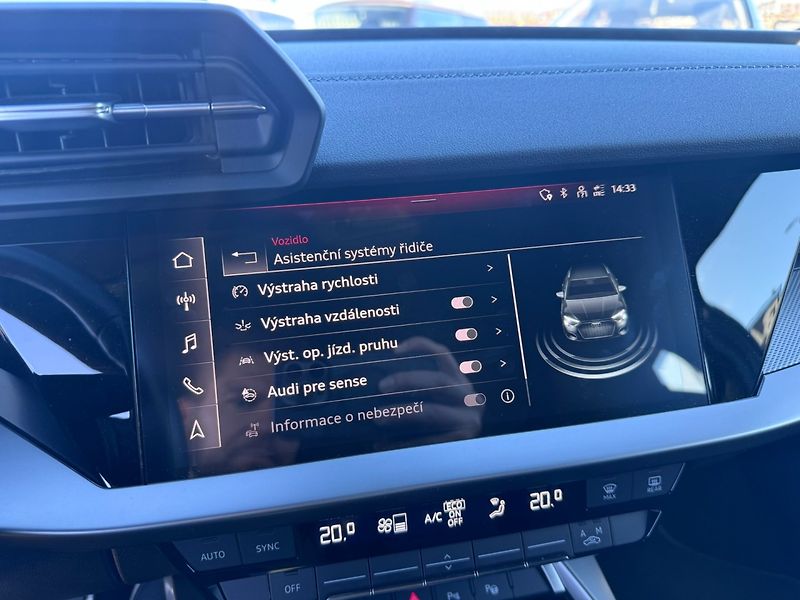 Audi S3 (2022) QUATTRO 2,0 TFSI 228 KW 1 MAJ - fotka 39 z 50