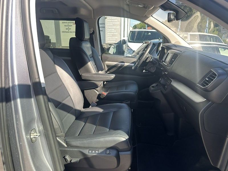 Toyota ProAce 2.0 TDi 130kW serviska - fotka 25 z 28
