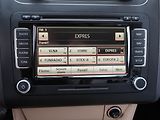 Volkswagen Touran (2012) 2.0 TDI, Navi, Bi-Xenony - náhled 16